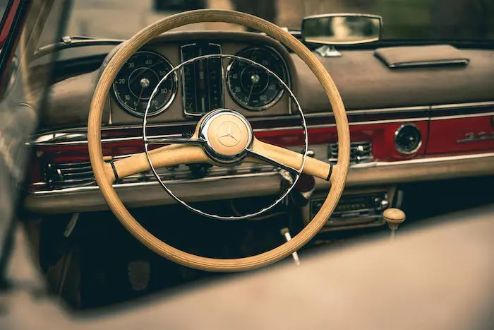 sl300-classic-buyer-alex-manos
